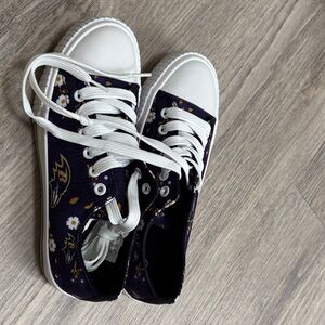 Women's White and Black Sneakers